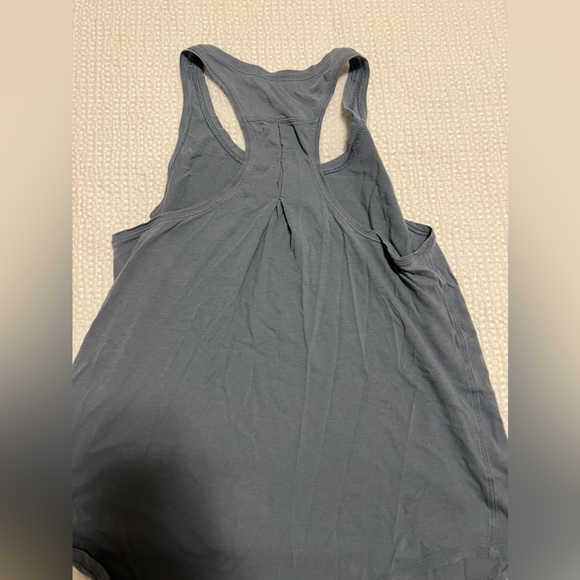 Lululemon racer back tank - Picture 3 of 5